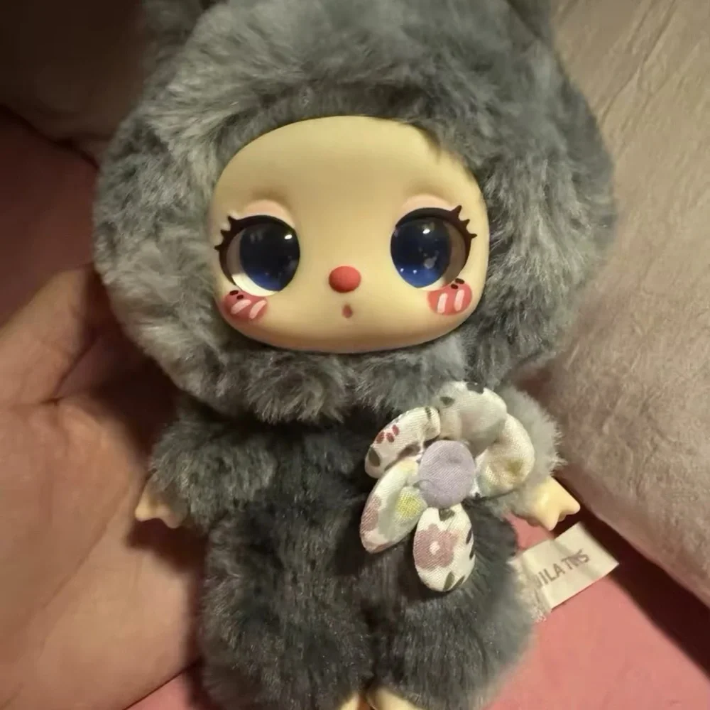 Liila’s Lucky Cat Version 1 Unopened Blind Box